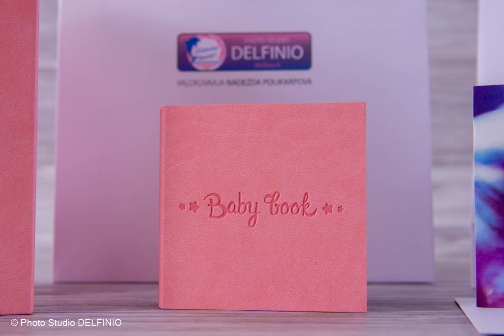 9. Newborn pink + minibook_1 (4)